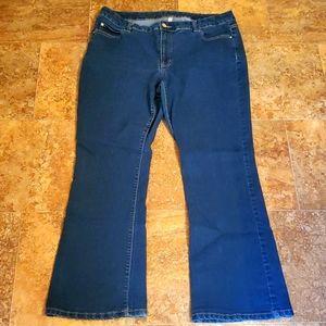 Jennifer Lopez Bootcut Jeans size 16s